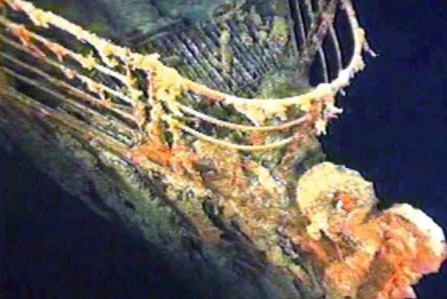 The port bow railing of the Titanic (photo credit: REUTERS)